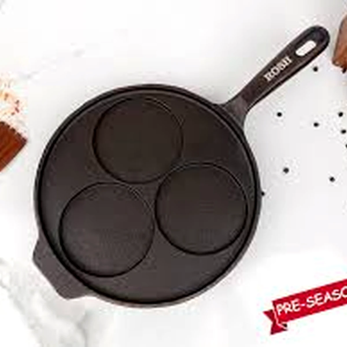3-pit uthappam pan lifestyle view
