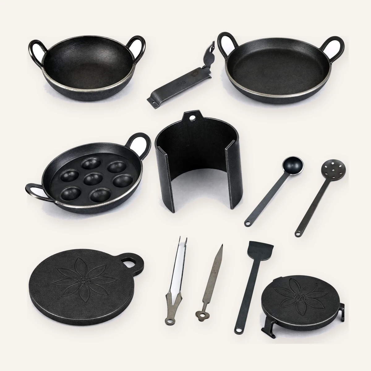 Miniature cast iron kitchen set components